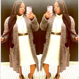 Sweater skirt set without cardigan and belt.